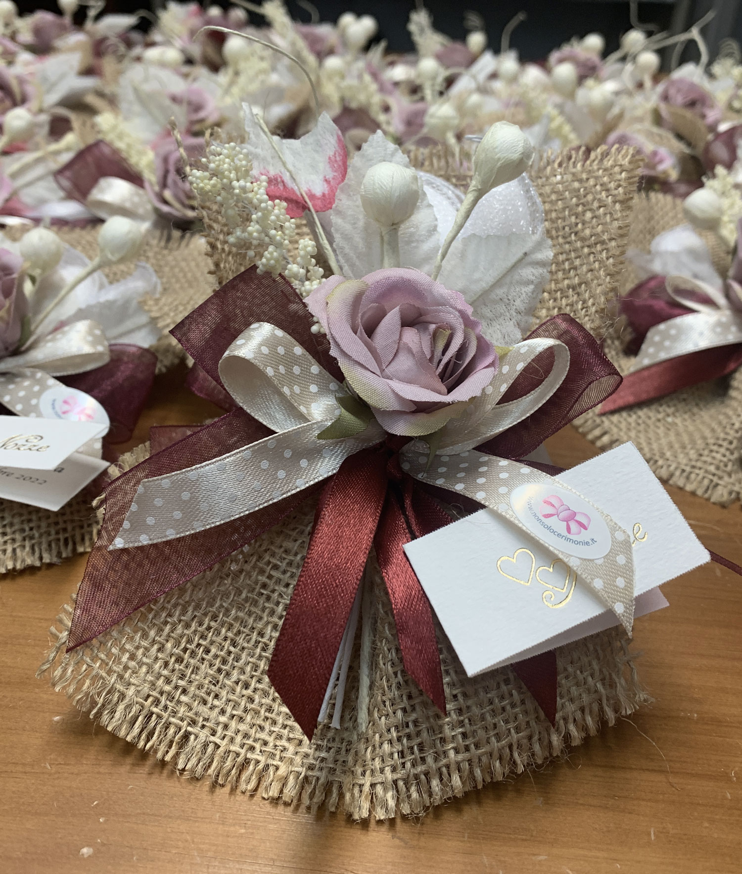 Segnaposto Fiocco Juta Rosa Bordeaux 101 - NonSoloCerimonie.it