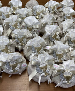 Bomboniera Sacchetto Shabby Comunione Ricamato Calice 100 - NonSoloCerimonie.it