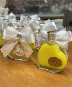 Bomboniera Bottiglia Liquore Cuore Piccola Etichetta Bianco 103 - NonSoloCerimonie.it