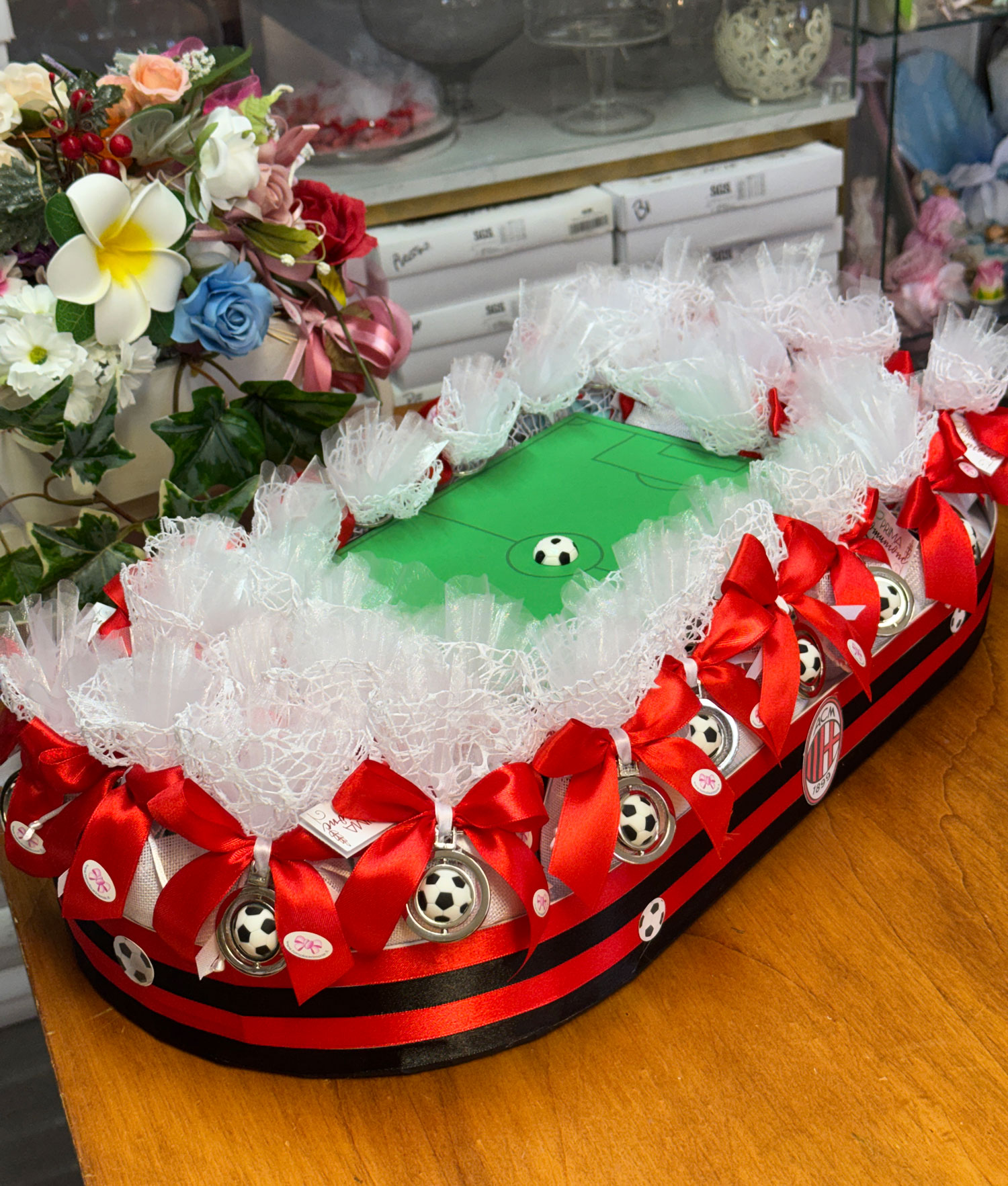 Torta Stadio Sacchetto Portachiavi Palla Milan Bianco 102 - NonSoloCerimonie.it