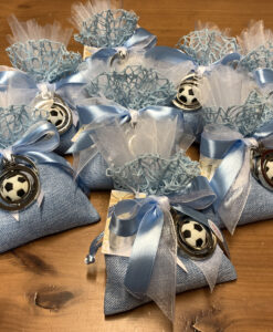 Bomboniera Sacchetto Portachiavi Pallone Calcio Azzurro 100 - NonSoloCerimonie.it