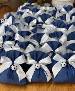 Bomboniera Sacchetto Portachiavi Pallone Calcio Jeans Bianco Palla 104 - NonSoloCerimonie.it