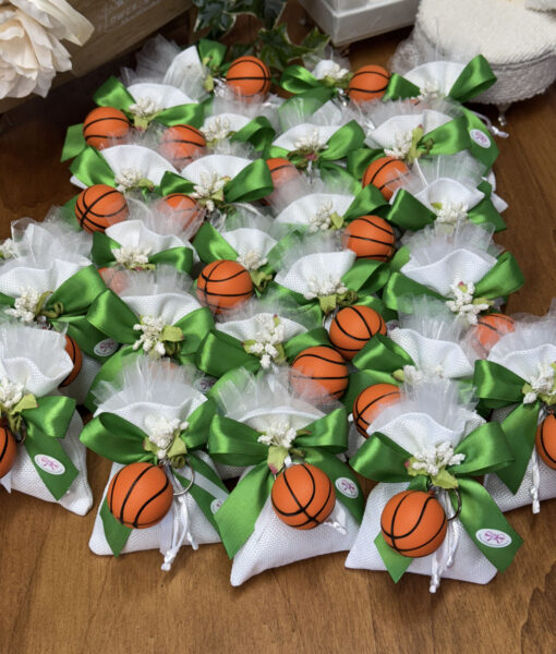 Bomboniera Sacchetto Portachiavi Pallone Basket Antistress Verde 100 - NonSoloCerimonie.it