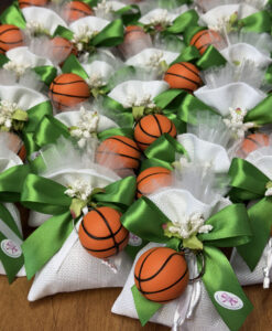 Bomboniera Sacchetto Portachiavi Pallone Basket Antistress Verde 102 - NonSoloCerimonie.it