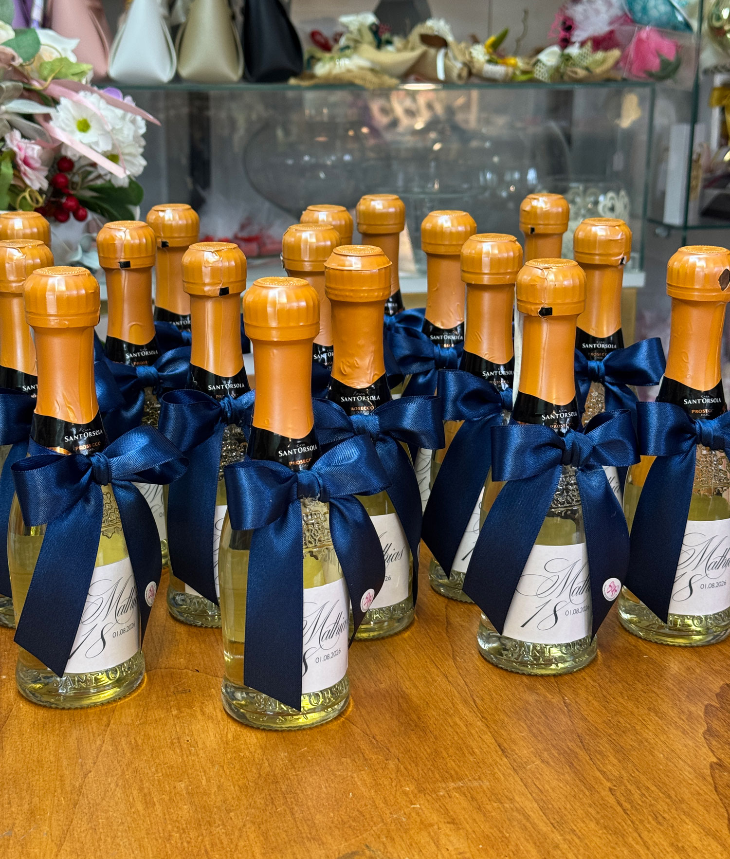 Bomboniera Bottiglia Prosecco Personalizzata Blu Notte 101 - NonSoloCerimonie.it