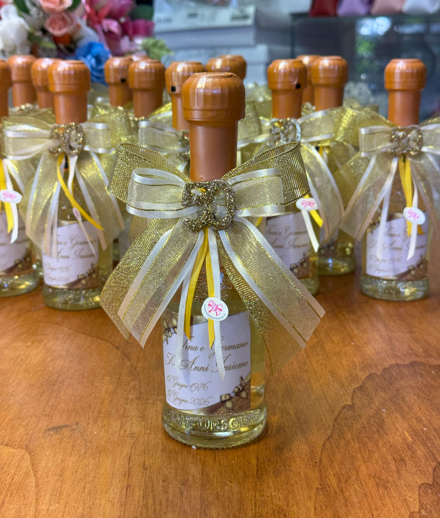 Bomboniera Bottiglia Prosecco Personalizzata Oro 101 - NonSoloCerimonie.it