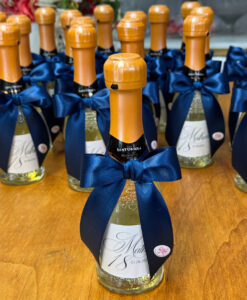 Bomboniera Bottiglia Prosecco Personalizzata Blu Notte 105 - NonSoloCerimonie.it