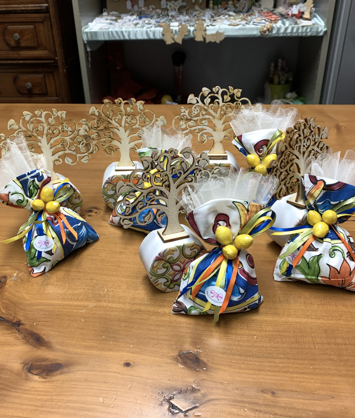 Bomboniera Profumatore Albero della Vita Maiolica 105 - NonSoloCerimonie.it