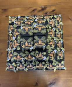Torta Bomboniera Scatola Nero/Oro 18 Personalizzata 113 - NonSoloCerimonie.it