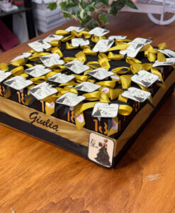 Torta Bomboniera Scatola Nero/Oro 18 Personalizzata 25 102 - NonSoloCerimonie.it