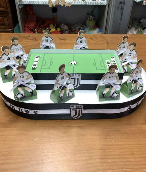 Torta Stadio Scatola Calciatore Juve 104 - NonSoloCerimonie.it