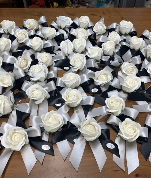 Segnaposto Rosa di Sapone Bianca Nero Grigio 100 - NonSoloCerimonie.it