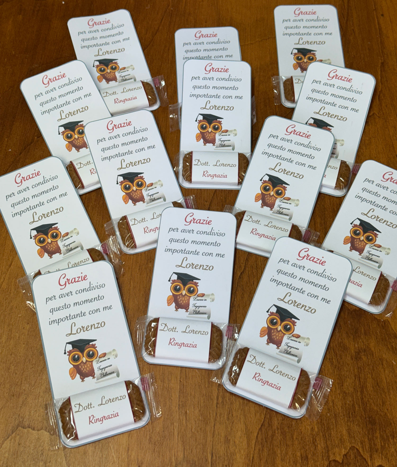 Segnaposto Cioccolatino Personalizzato Biscotto Laurea 103 - NonSoloCerimonie.it