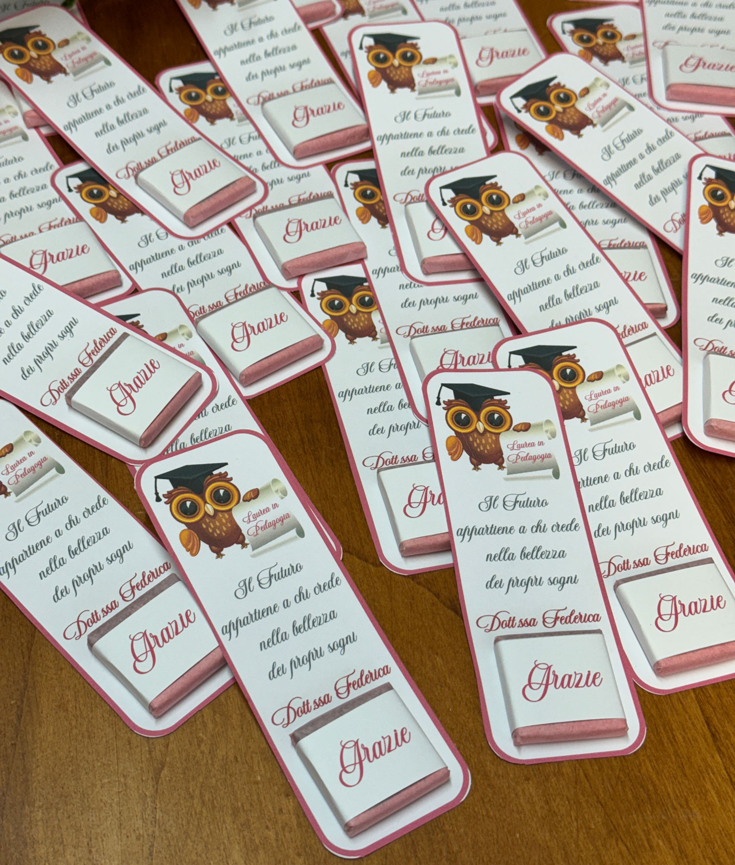 Segnaposto Cioccolatino Personalizzato Laurea Rosa 101 - NonSoloCerimonie.it