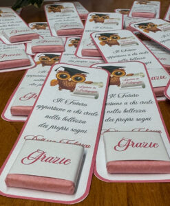 Segnaposto Cioccolatino Personalizzato Laurea Rosa 103 - NonSoloCerimonie.it