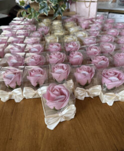 Segnaposto Rosa di Sapone Box Rosa Avorio 101 - NonSoloCerimonie.it